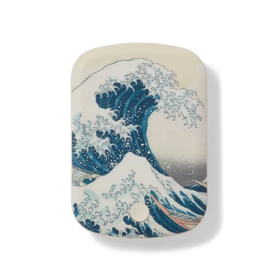 Office | Small Accessories*The Met Store Casely Hokusai Great Wave Power Pod Wireless Charger