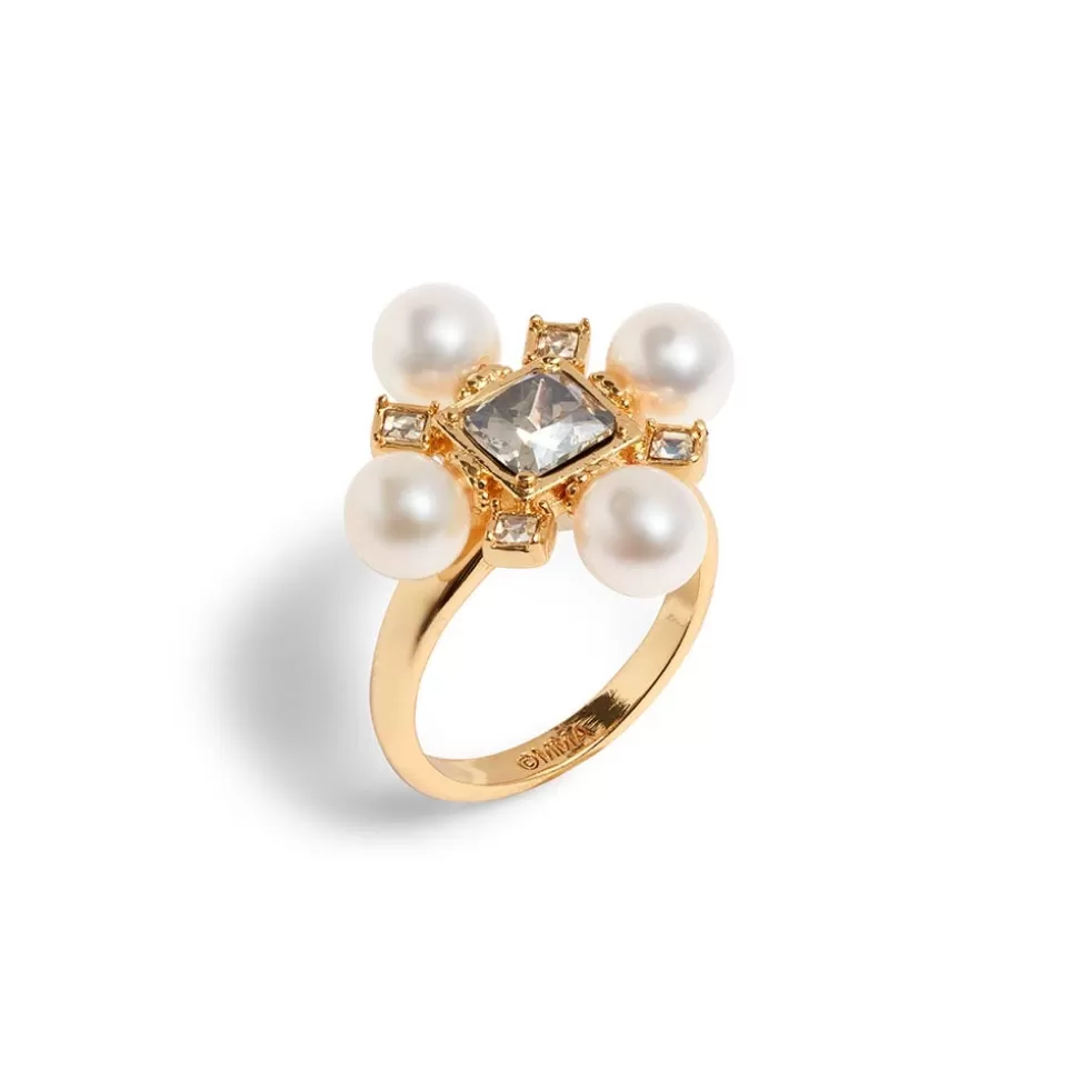 Rings*The Met Store Royal Tudor Cocktail Ring
